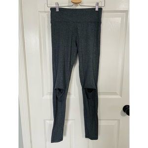 • VICTORIA’s SECRET SPORT cut out leggings •